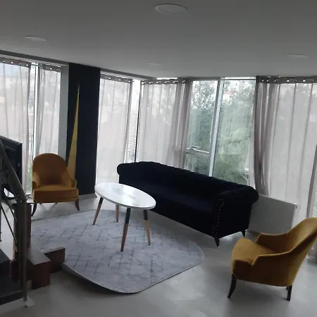 On6 Apartment *